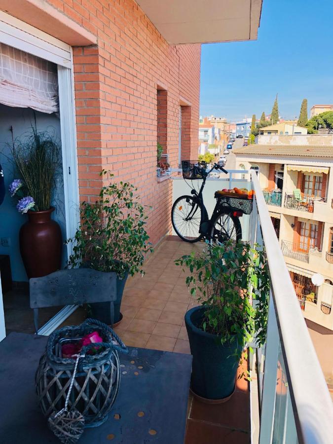 Apartamento Con Terraza Y Piscina En Malgrat De Mar Εξωτερικό φωτογραφία