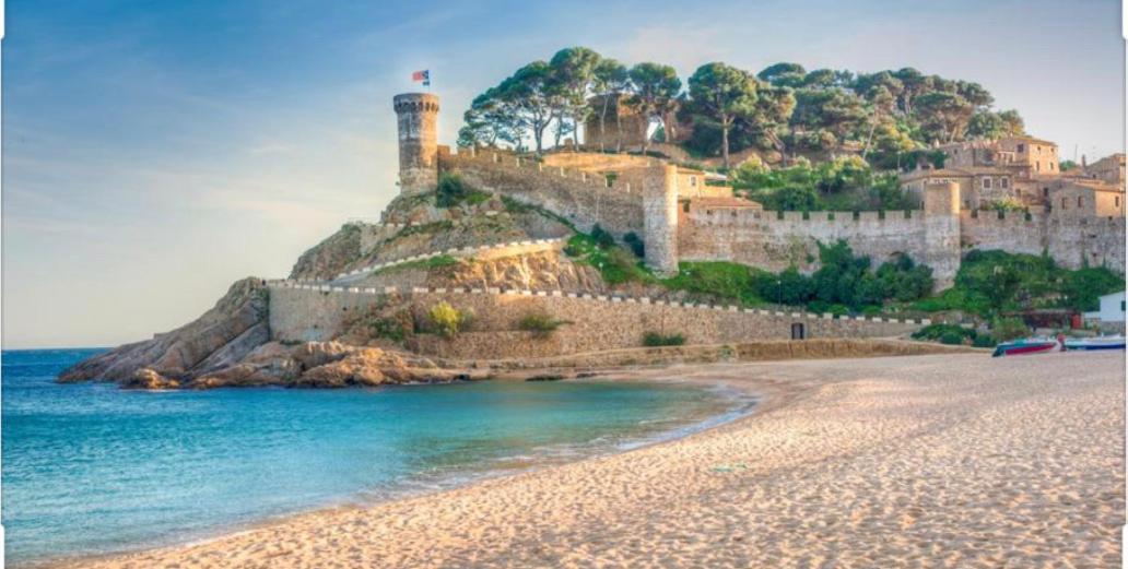 Apartamento Con Terraza Y Piscina En Malgrat De Mar Εξωτερικό φωτογραφία